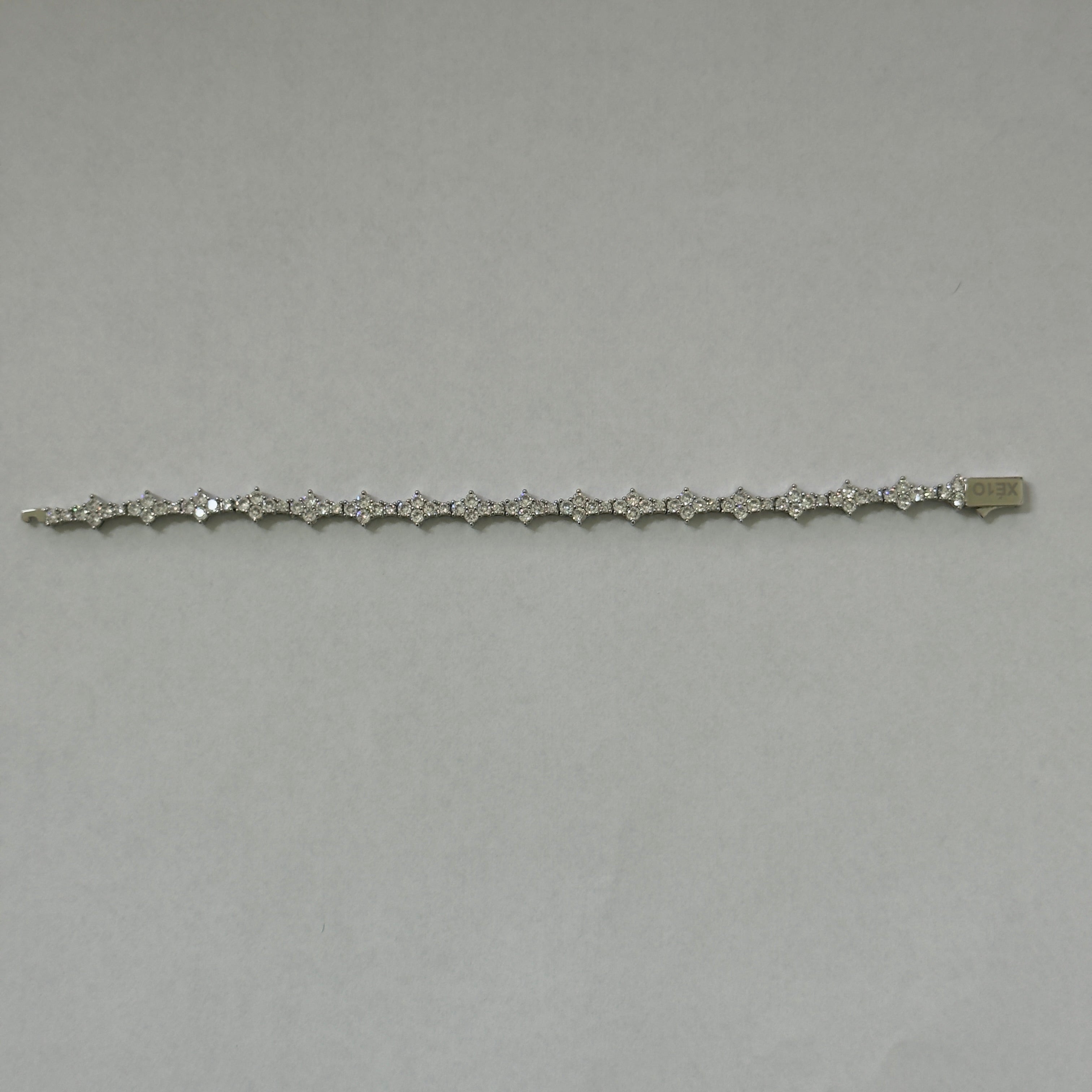 XÉ1O - Cross Bracelet